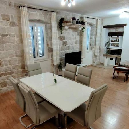 Apartman Old Town 特罗吉尔 外观 照片