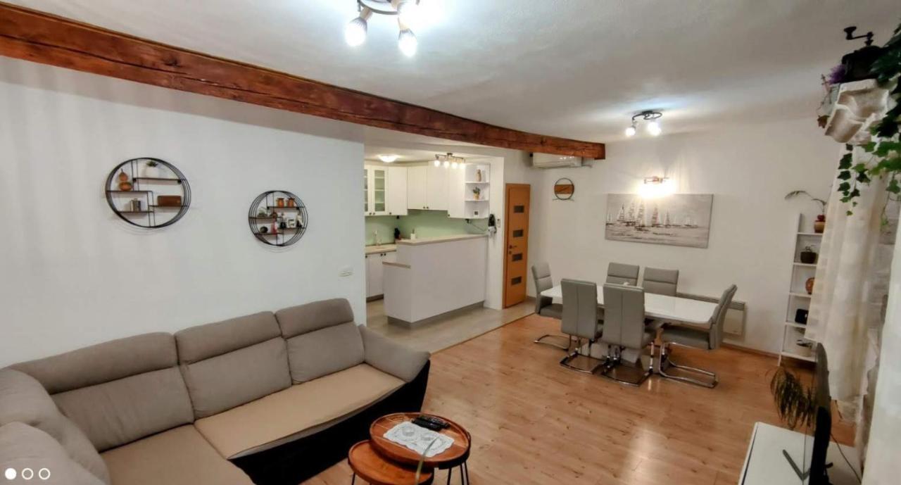 Apartman Old Town 特罗吉尔 外观 照片